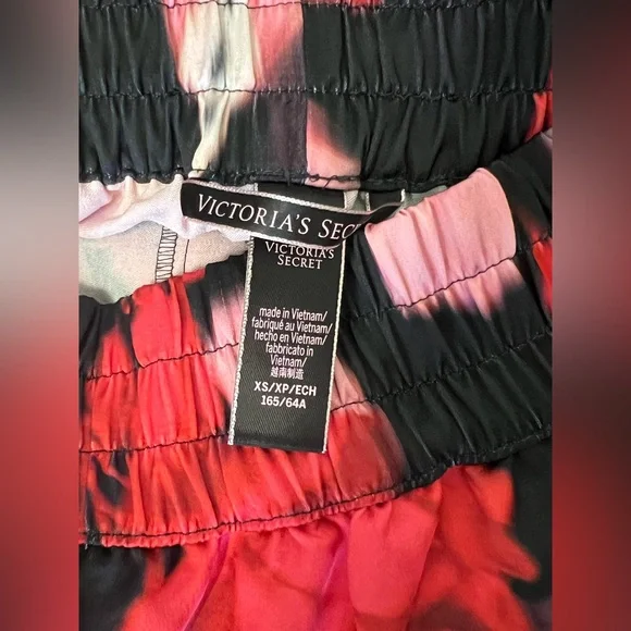 Victoria’s Secret Wide Leg Pajamas - Picture 4 of 4